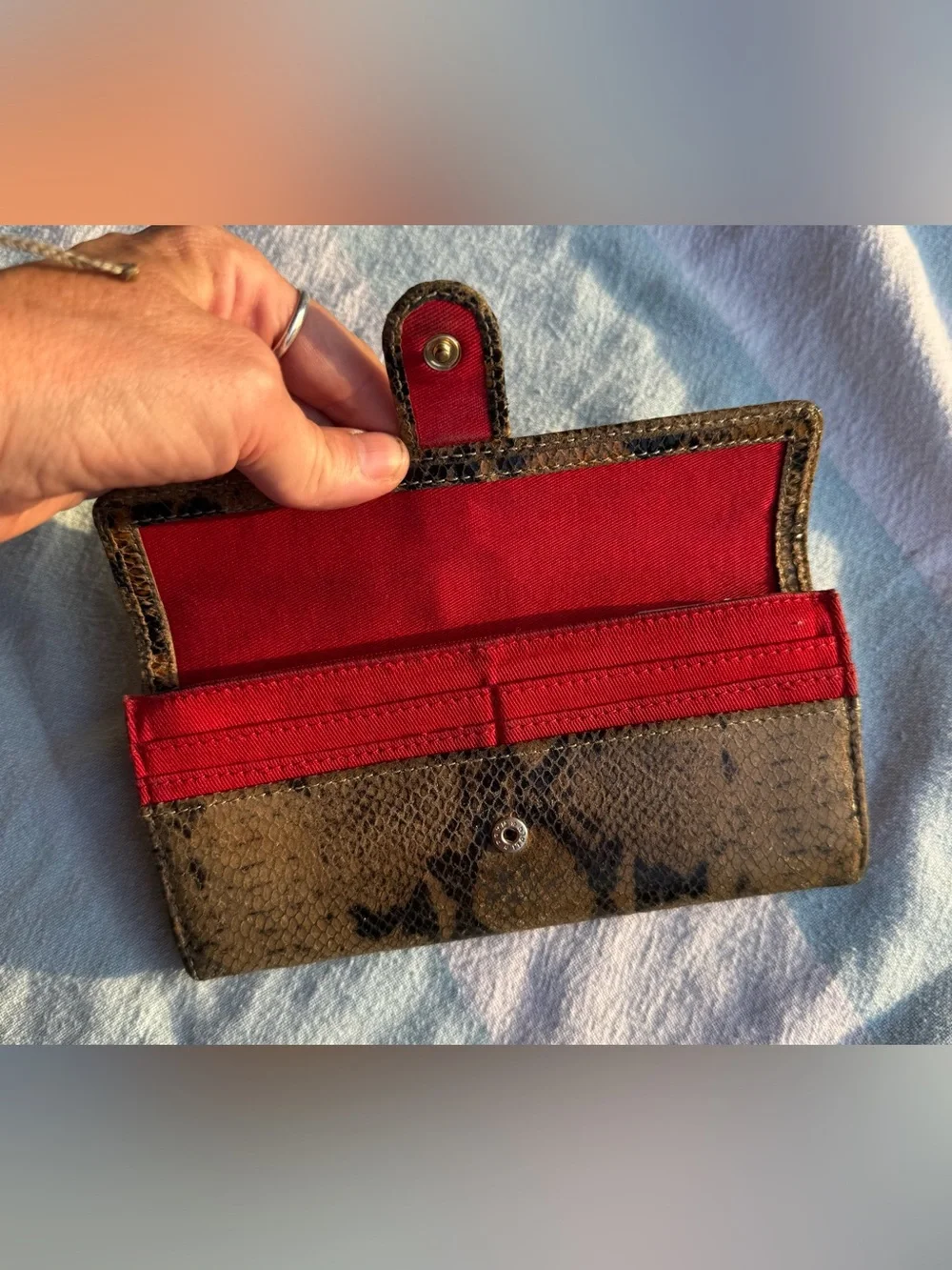 Hobo Vintage Snakeskin Continental Snap Wallet Red Lining
